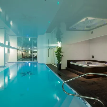 Hotell Gran Carlina 4*